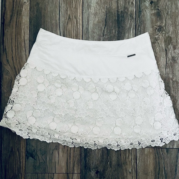 Abercrombie & Fitch Dresses & Skirts - Women’s White Lace Skirt